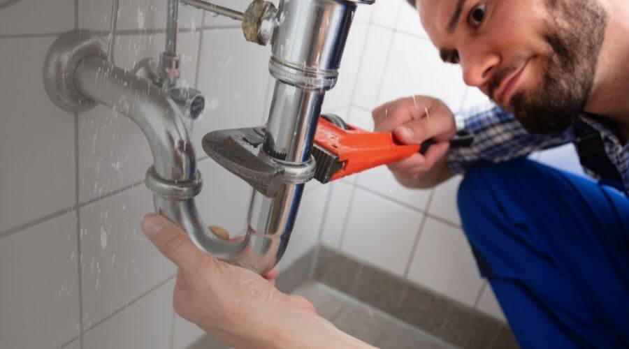 Professional Leak Detection Services in South English, IA